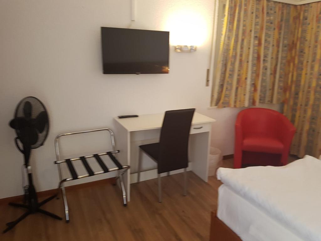 Motel Des Sports Martigny Exterior photo